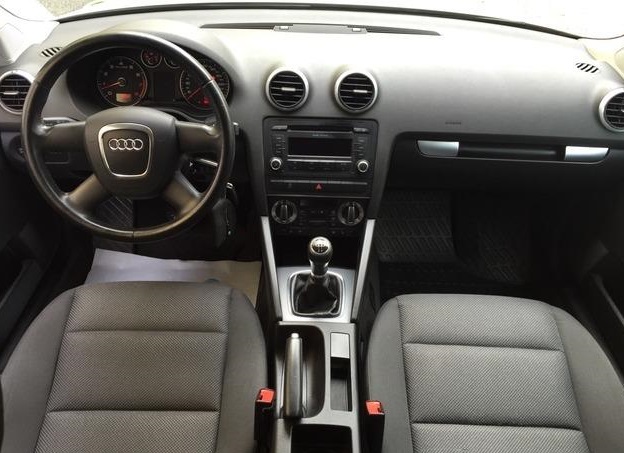 AUDI A3 (01/04/2010) - 