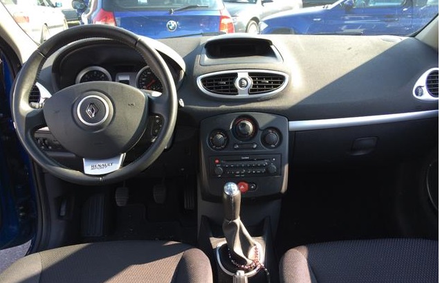 left hand drive RENAULT CLIO (01/05/2008) -  