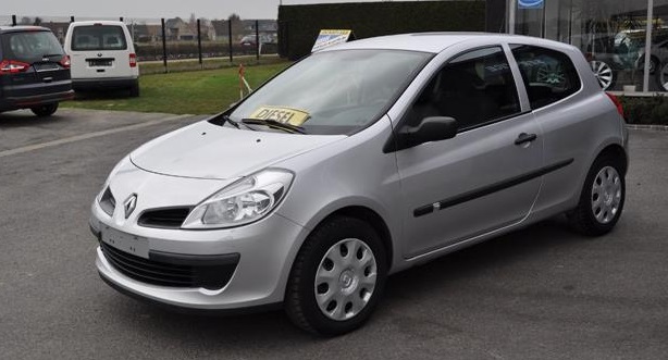 lhd RENAULT CLIO (01/09/2009) - 