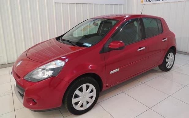 Left hand drive RENAULT CLIO III 1.5DCI 85 DYNAMIQUE