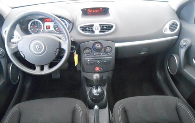 Left hand drive car RENAULT CLIO (01/12/2009) - 