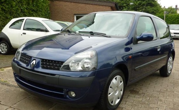 lhd RENAULT CLIO (01/02/2002) - 