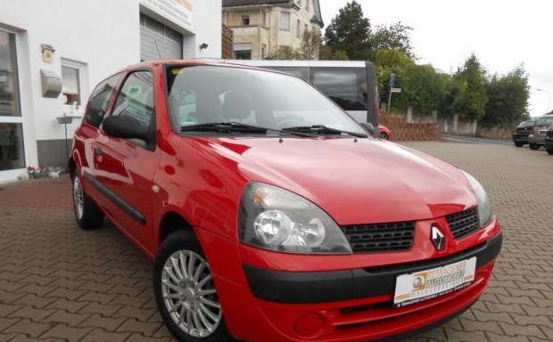 lhd RENAULT CLIO (01/12/2002) - 