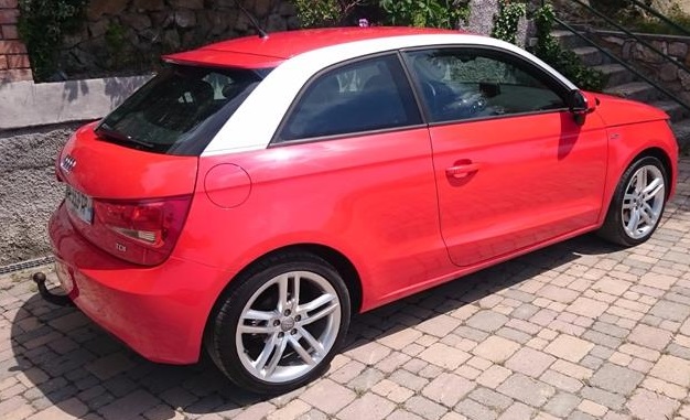 lhd car AUDI A1 (01/12/2010) - 