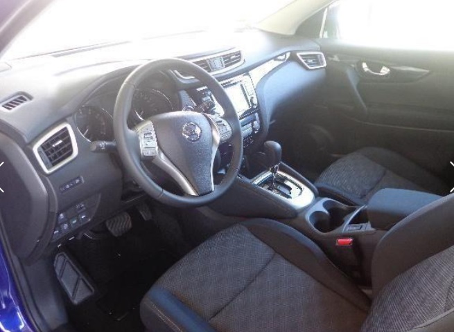 Left hand drive car NISSAN QASHQAI (01/06/2015) - 