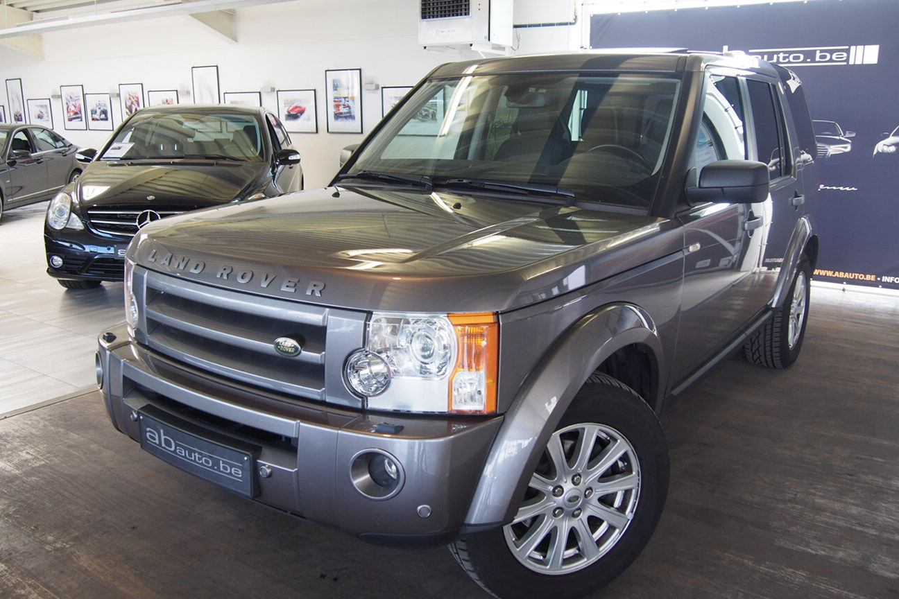 Left hand drive LANDROVER DISCOVERY TDV6 4X4 HSE 7 SEATS