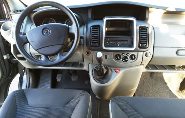 OPEL VIVARO (01/10/2011) - 