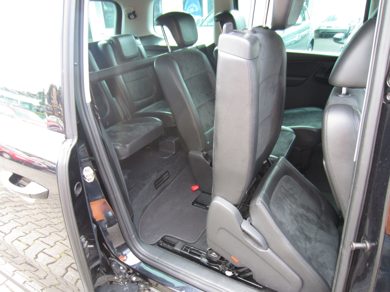 left hand drive VOLKSWAGEN SHARAN (01/07/2011) -  