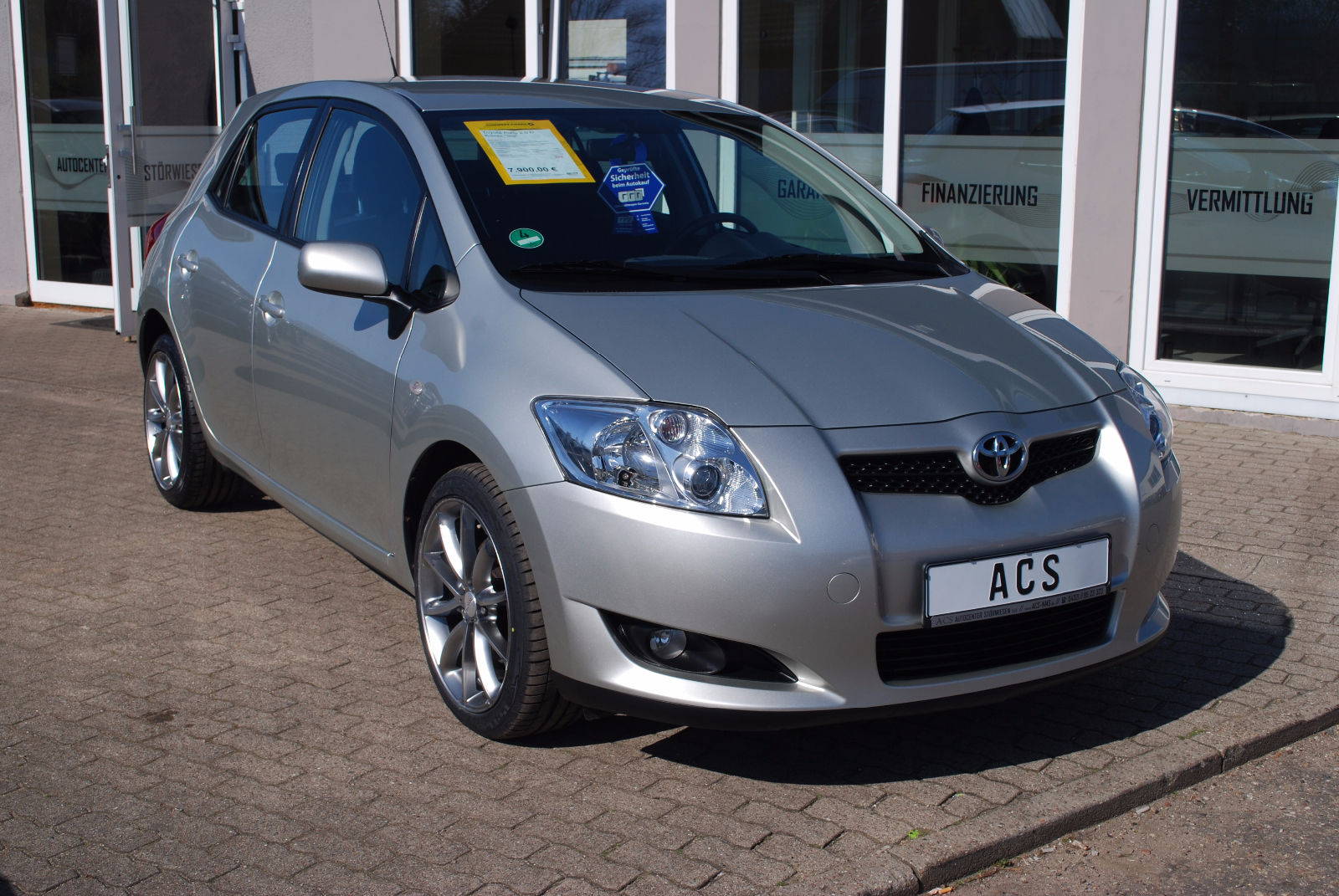 Left hand drive TOYOTA AURIS 2.0 D-4D SOL