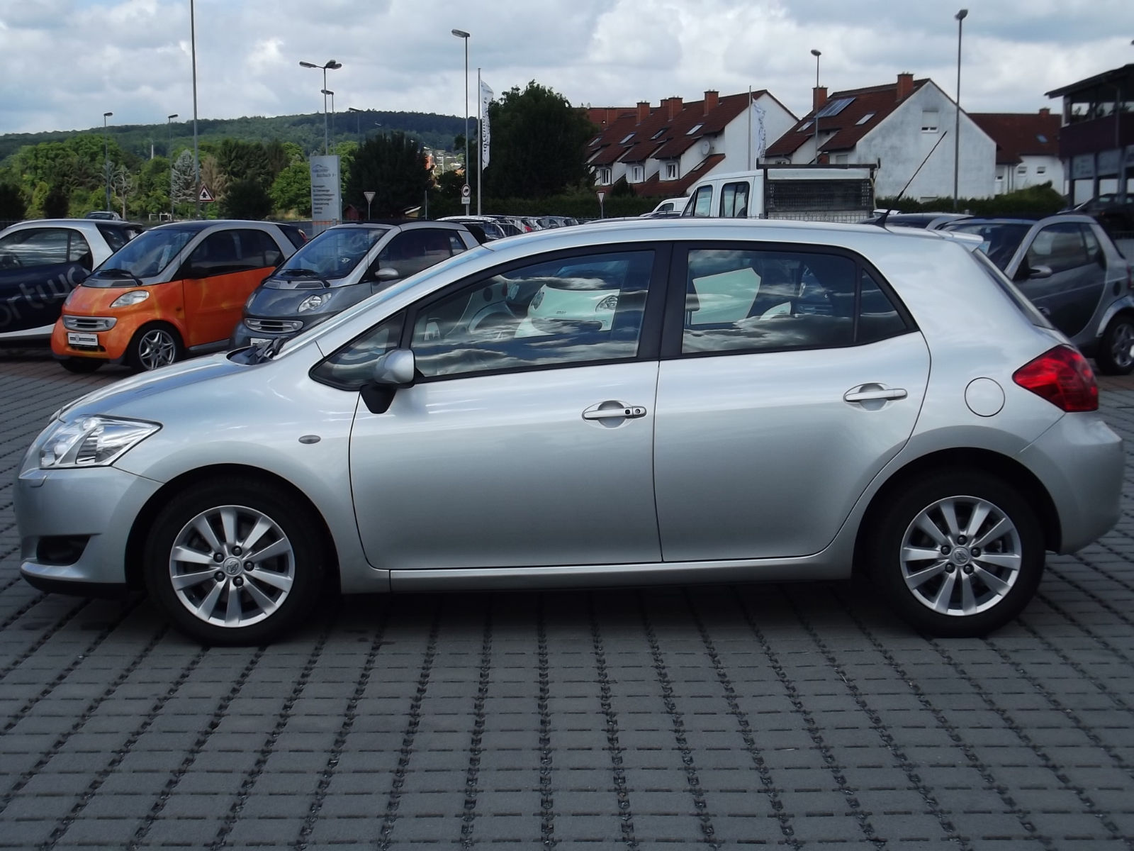 TOYOTA AURIS (01/01/2009) - 