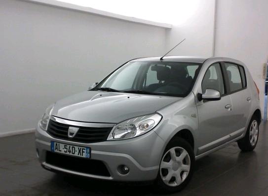 DACIA SANDERO (27/09/2010) - 