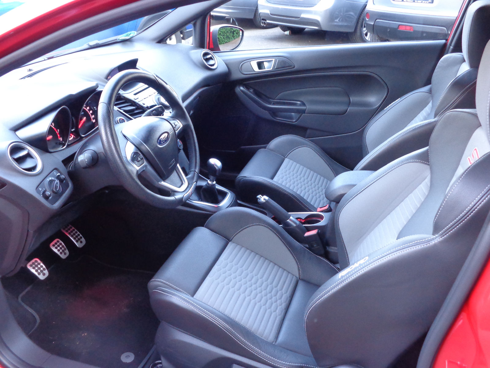 FORD FIESTA (01/01/2014) - 