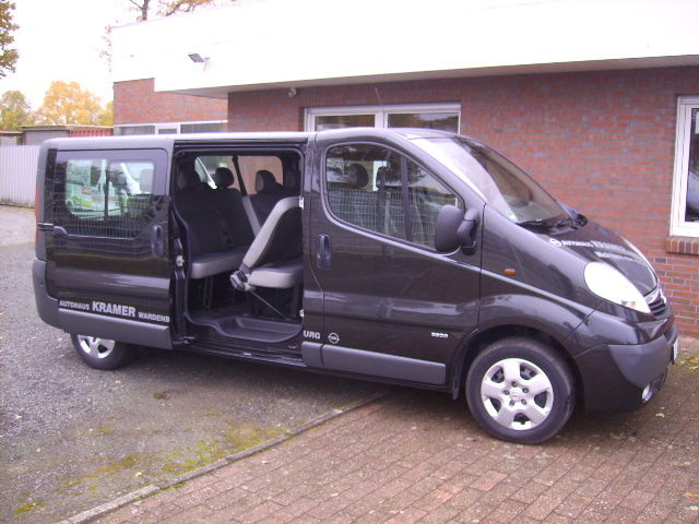 lhd car OPEL VIVARO (01/11/2011) - 