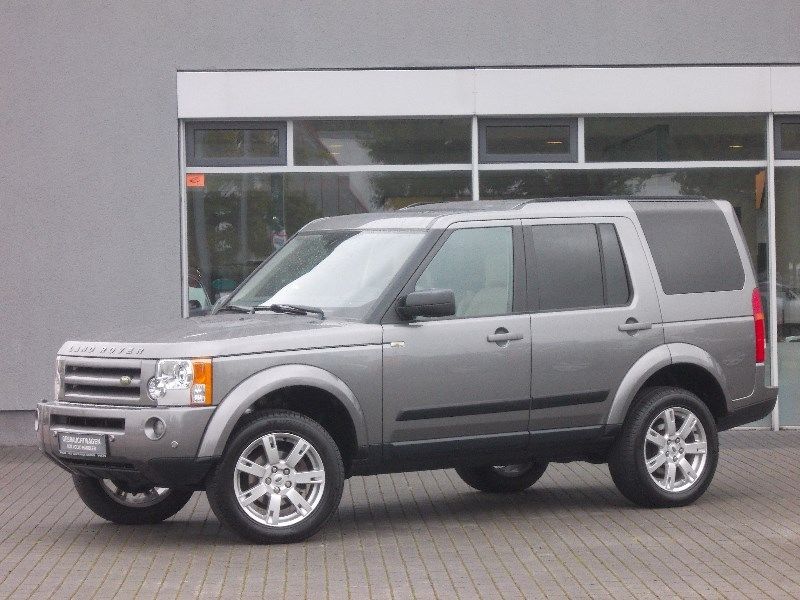 Left hand drive LANDROVER DISCOVERY TD V6 HSE 4X4 7 SEATS