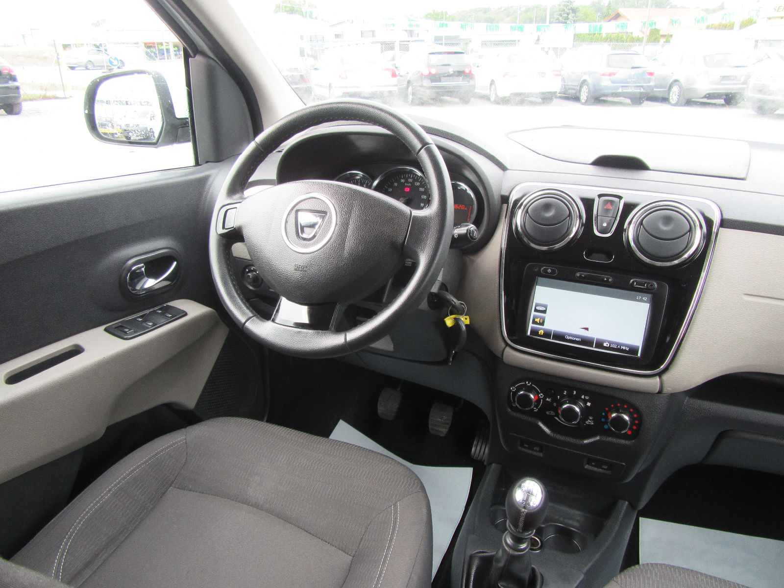 lhd car DACIA LODGY (01/06/2012) - 