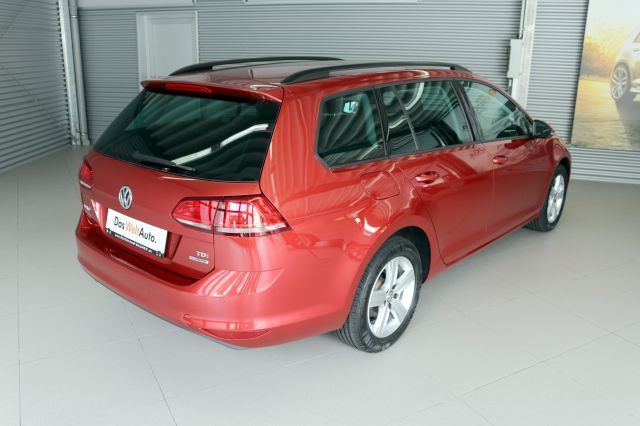 lhd car VOLKSWAGEN GOLF (01/11/2013) - 