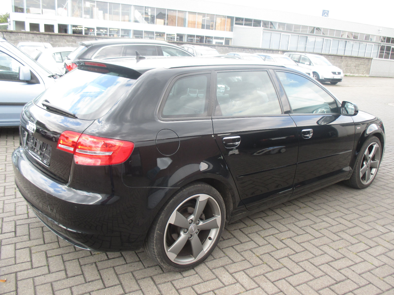 lhd car AUDI A3 (01/06/2012) - 