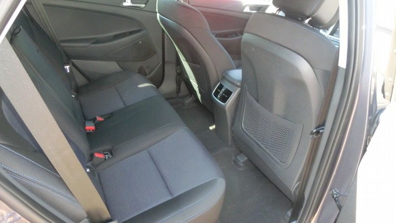 left hand drive HYUNDAI TUCSON (01/07/2015) -  