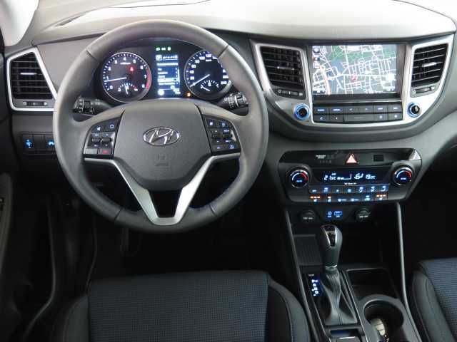 left hand drive HYUNDAI TUCSON (01/08/2015) -  