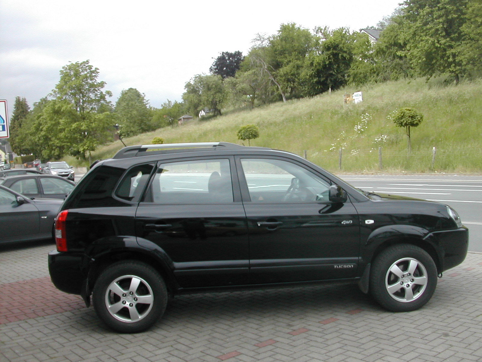 Left hand drive HYUNDAI TUCSON 2.0 CRDI 4WD GLS