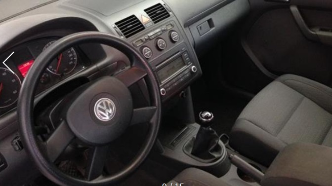 Left hand drive car VOLKSWAGEN TOURAN (01/05/2006) - 