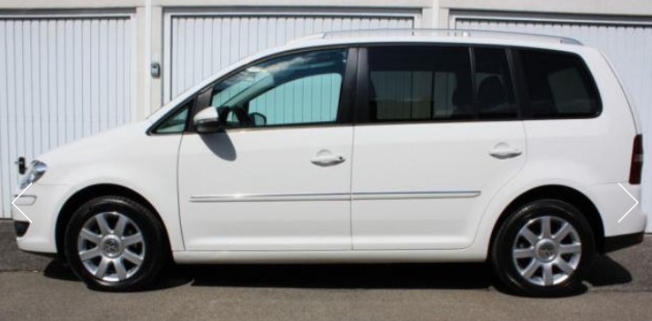 lhd car VOLKSWAGEN TOURAN (01/02/2010) - 