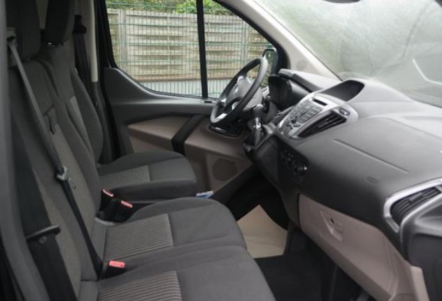 Left hand drive car FORD TOURNEO (01/10/2015) - 