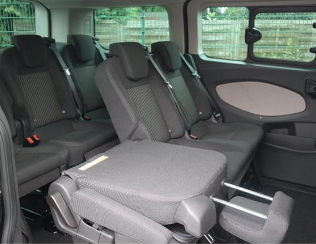 FORD TOURNEO (01/10/2015) - 