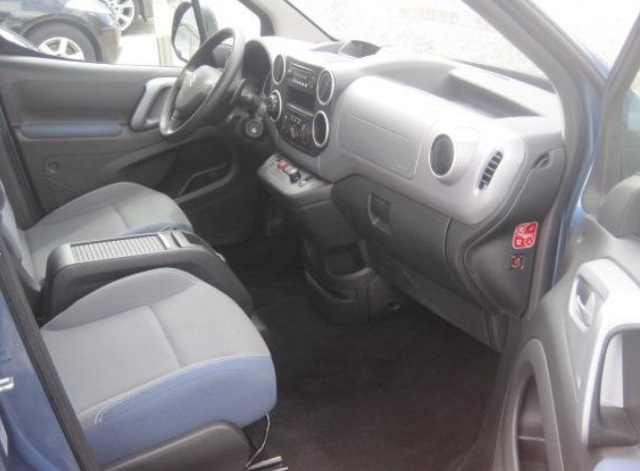 Left hand drive car CITROEN BERLINGO (01/04/2012) - 