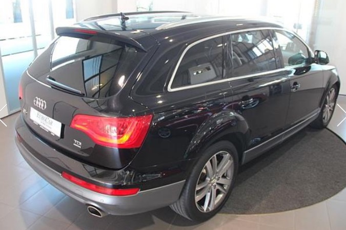 Left hand drive AUDI Q7 3.0 TDI QUATTRO 7 SEATS