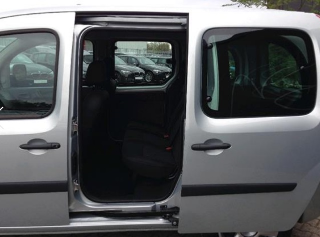 RENAULT KANGOO (01/02/2012) - 