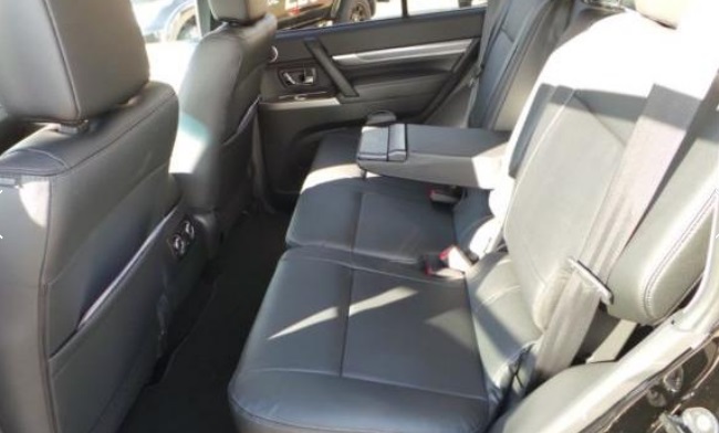 left hand drive MITSUBISHI PAJERO (01/09/2015) -  