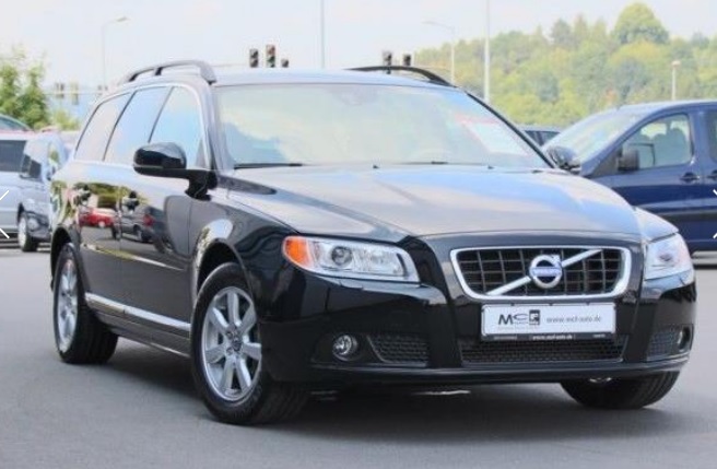 Left hand drive VOLVO V70 2.0 T BI-FUEL CNG MOMENTUM