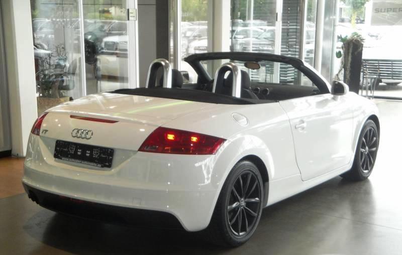 lhd car AUDI TT (01/06/2011) - 