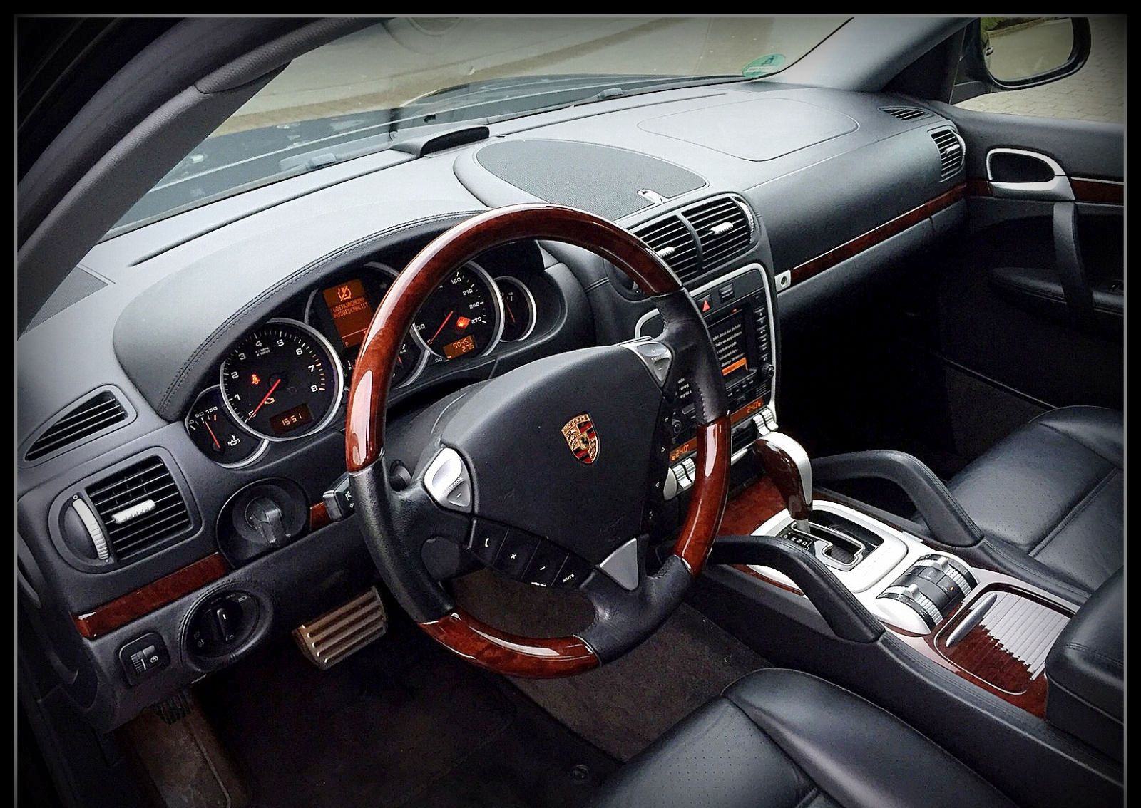 PORSCHE CAYENNE (01/02/2006) - 