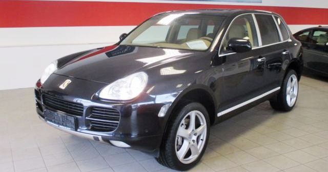 PORSCHE CAYENNE (01/02/2006) - 