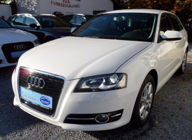 Left hand drive AUDI A3 2.0 TDI Sportback DPF Buisness Line