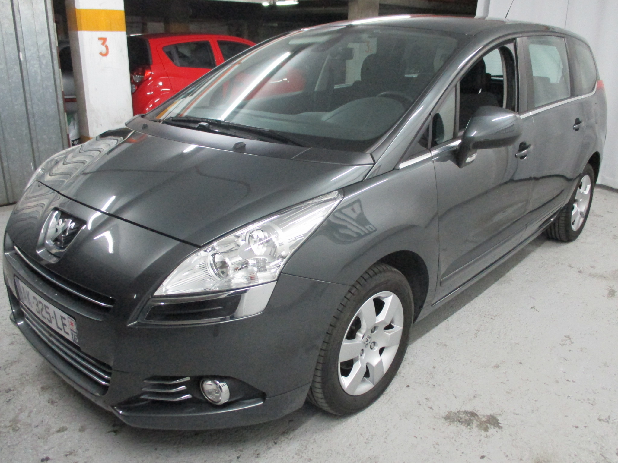 PEUGEOT 5008 (15/01/2010) - 