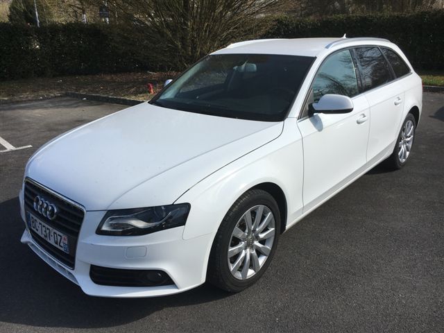 Left hand drive AUDI A4 2.0 TDI AVANT AMBITION LUXE FRENCH REG