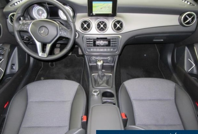 Left hand drive car MERCEDES GLA (01/09/2015) - 