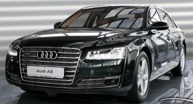 AUDI A8 (01/04/2015) - 