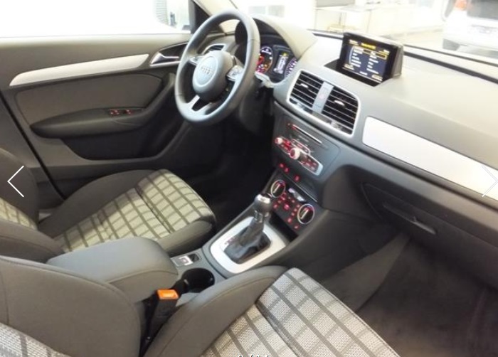 AUDI Q3 (01/12/2015) - 