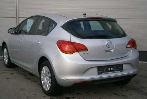 OPEL ASTRA (01/03/2015) - 