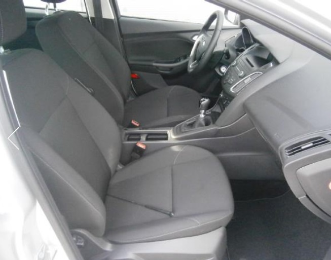 Left hand drive car FORD FOCUS (01/07/2015) - 