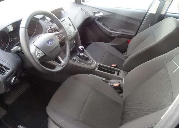 FORD FOCUS (01/06/2015) - 