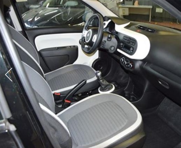 Left hand drive car RENAULT TWINGO (01/05/2015) - 