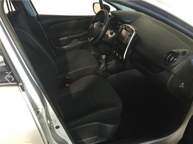 Left hand drive car RENAULT CLIO (01/05/2015) - 