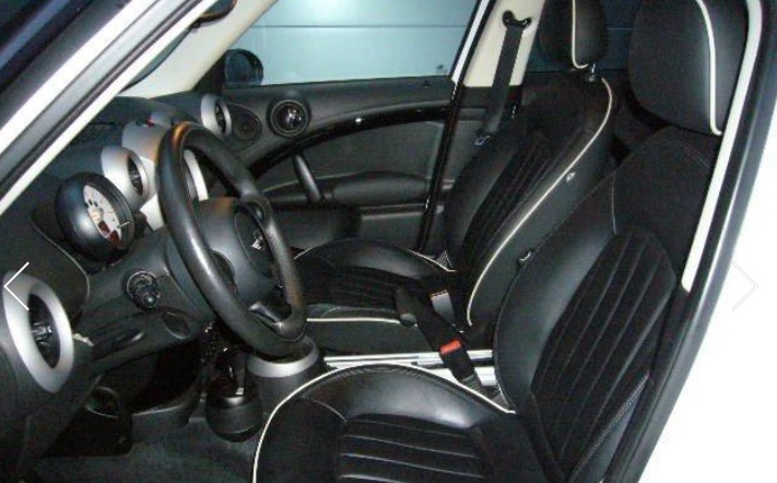 Left hand drive car MINI COUNTRYMAN (01/09/2012) - 