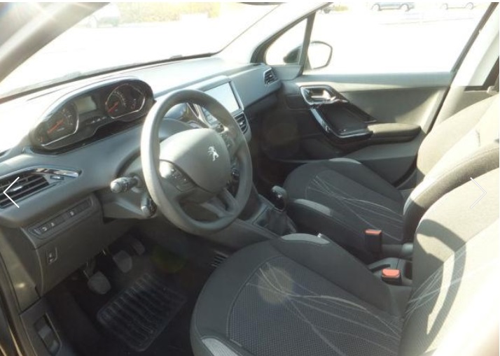 Left hand drive car PEUGEOT 208 (01/02/2015) - 