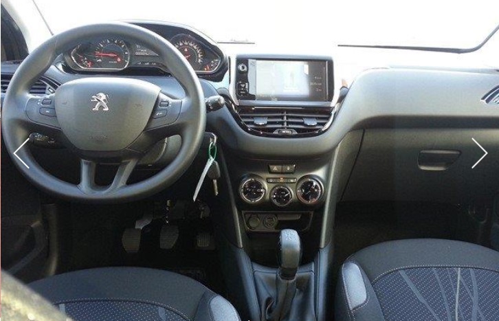 PEUGEOT 208 (01/02/2015) - 